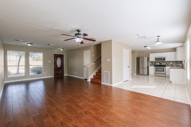 Building Photo - 13223 Gendley Dr