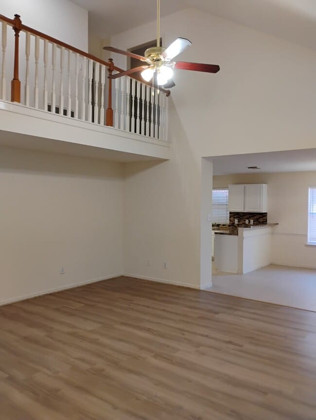 Building Photo - 231 Cedar Elm Ln