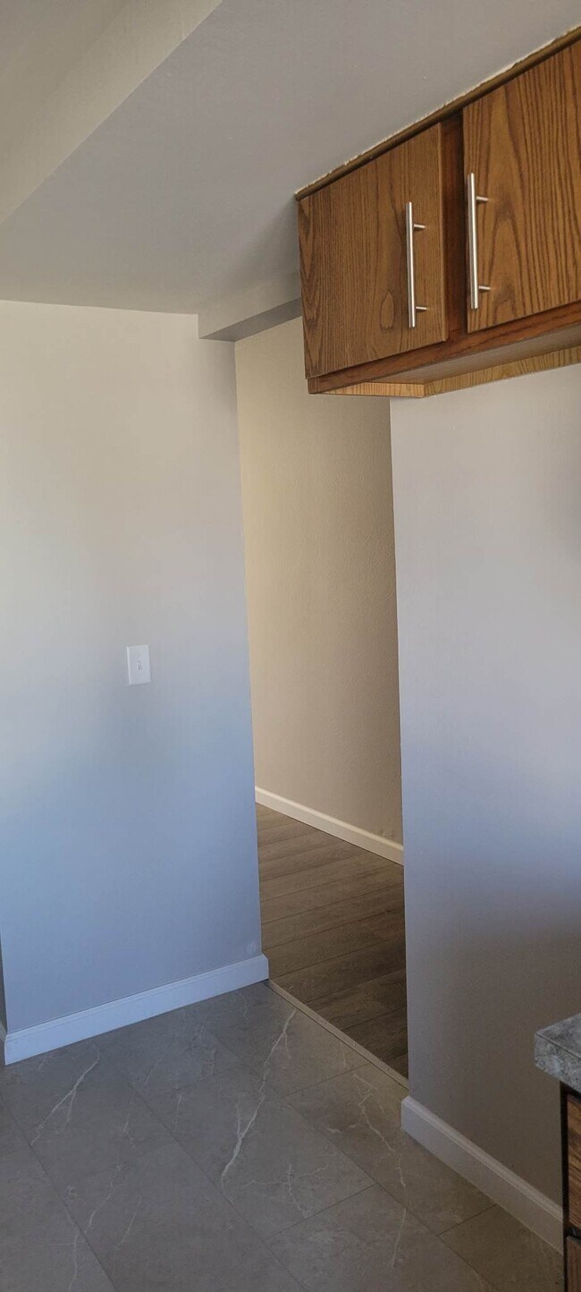 Building Photo - 2512 Plum Leaf Ln