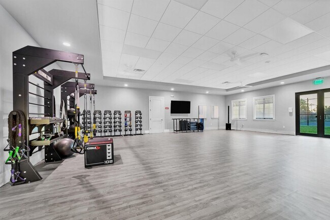 Building Photo - 14281 Heritage Landing Blvd