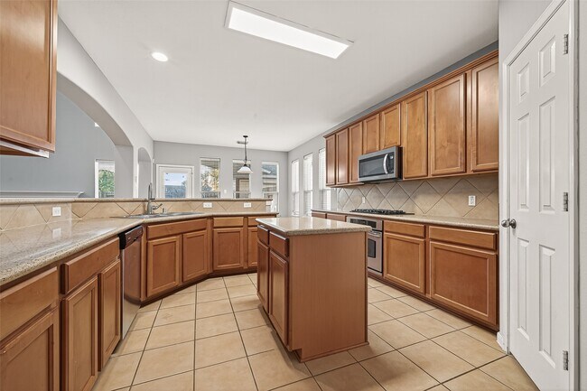 Building Photo - 2810 Shadow Canyon Ln