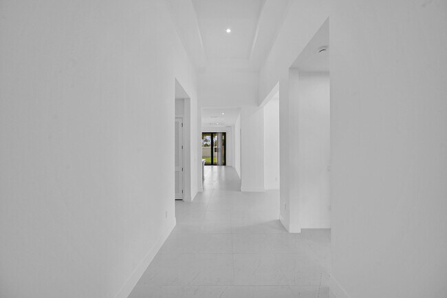 Building Photo - 9528 St Germain Dr