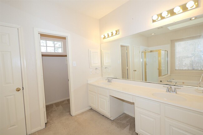 Building Photo - 1107 Magnolia Woods Ct