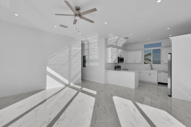 Building Photo - 31368 Ave I