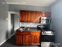 Building Photo - 141 Duncan Ave