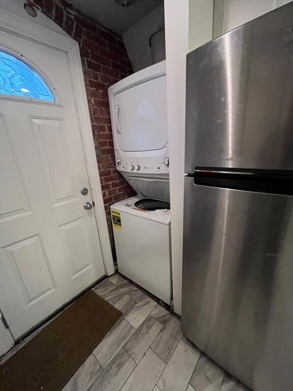 Building Photo - 915 Beacon St