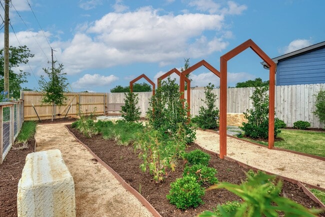 Building Photo - 8442 Adelaide Dr