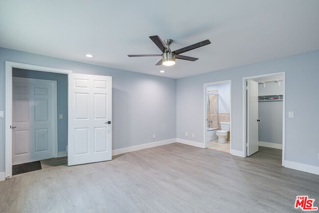 Building Photo - 355 Panama Ave