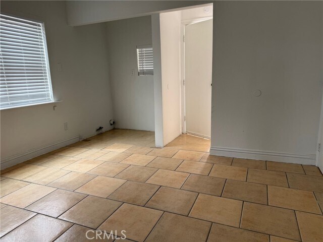 Building Photo - 15398 6th St