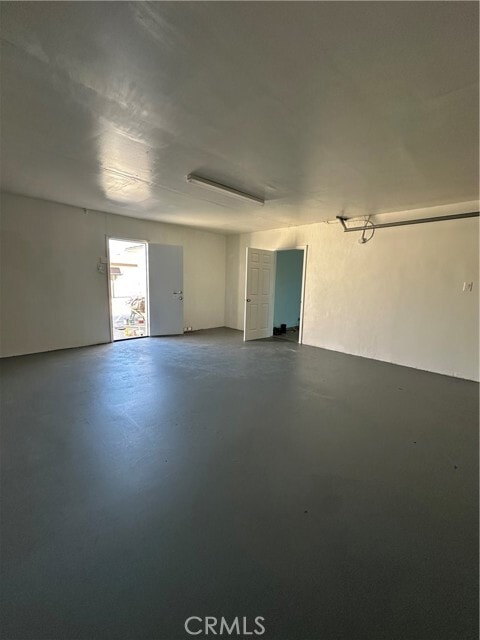 Building Photo - 6052 Fishburn Ave