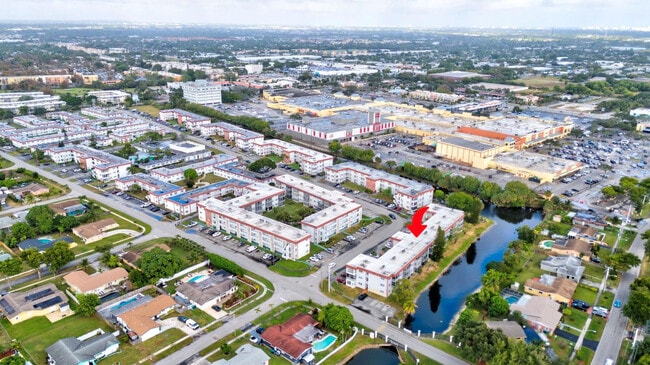 Building Photo - 4310 NW 12th Ct