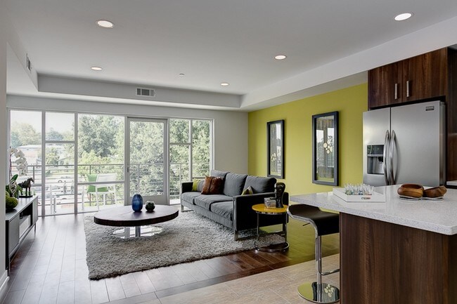 Building Photo - Millard Place