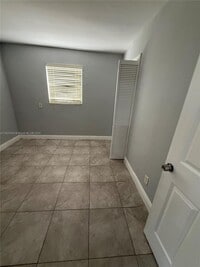 Building Photo - 4680 SW 33rd Ave