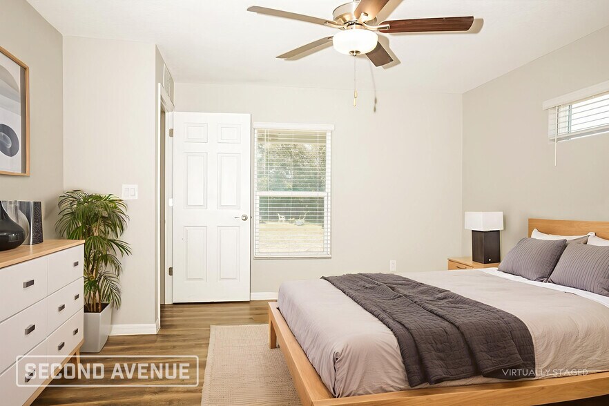 Building Photo - 2747 Ponce De Leon Blvd