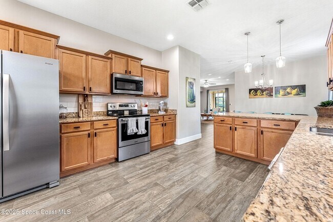 Building Photo - 5724 Trieda Dr
