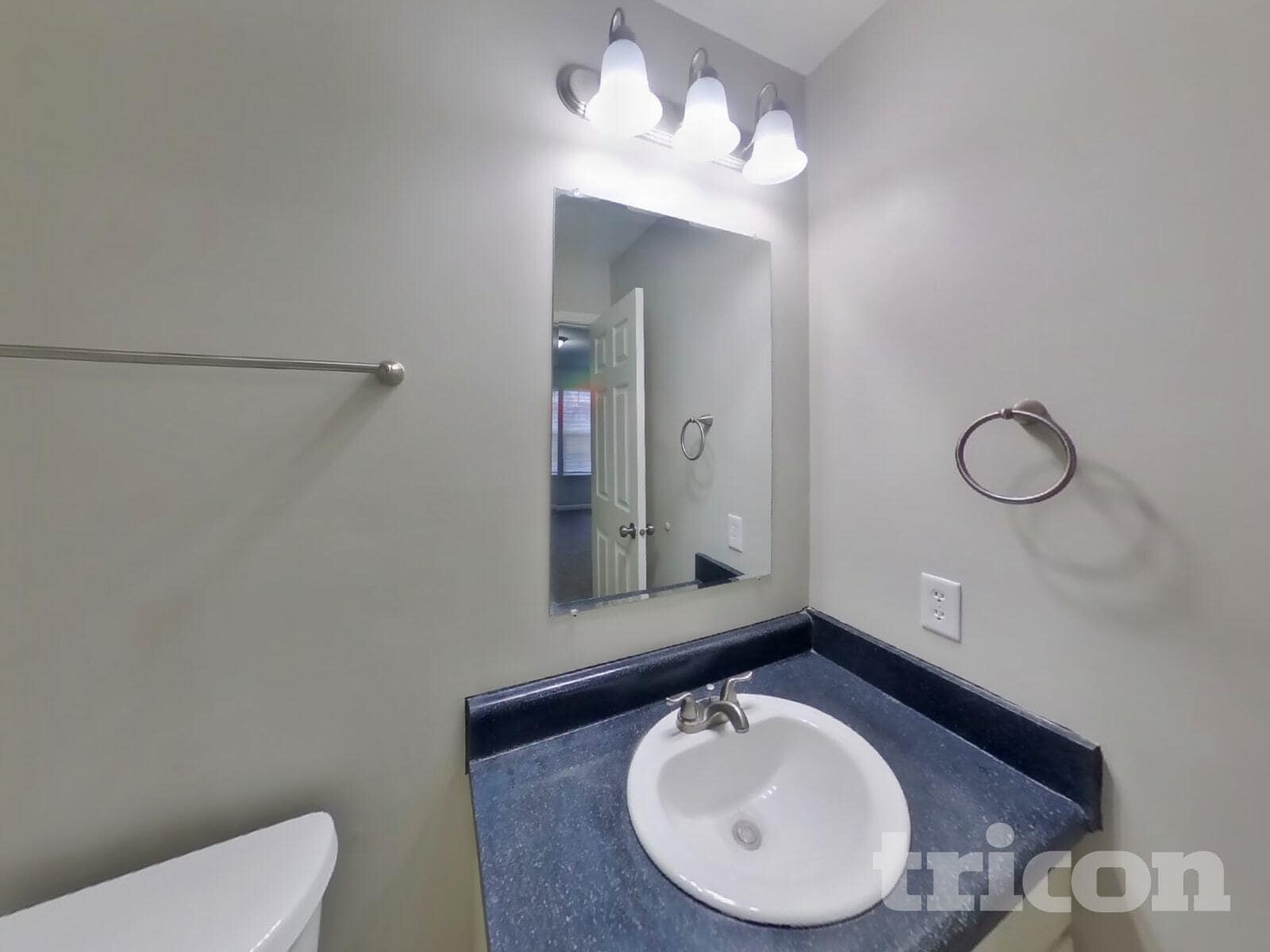 Building Photo - 15436 Dusty Trail