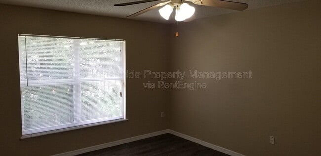 Building Photo - 4040 Iveyglen Ave