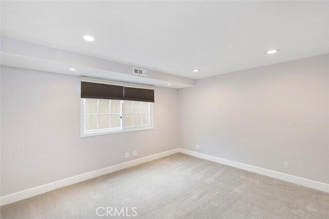 Building Photo - 417 Orchid Ave
