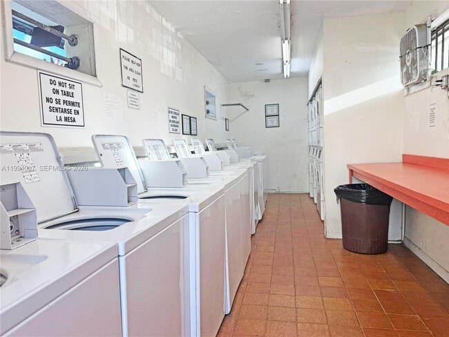 Building Photo - 8701 SW 141st St