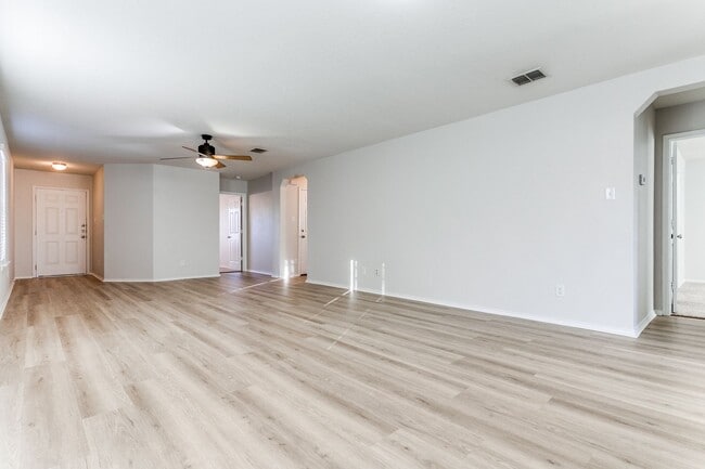 Building Photo - 3/2/2 new flooring and interior paint