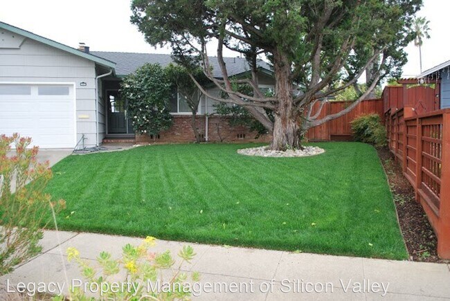 Primary Photo - 4 br, 2 bath House - 1367 Bobolink Circle,