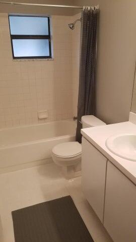 Building Photo - 1509 Hawthorne Pl