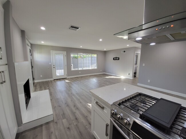 Building Photo - 19221 Napa St