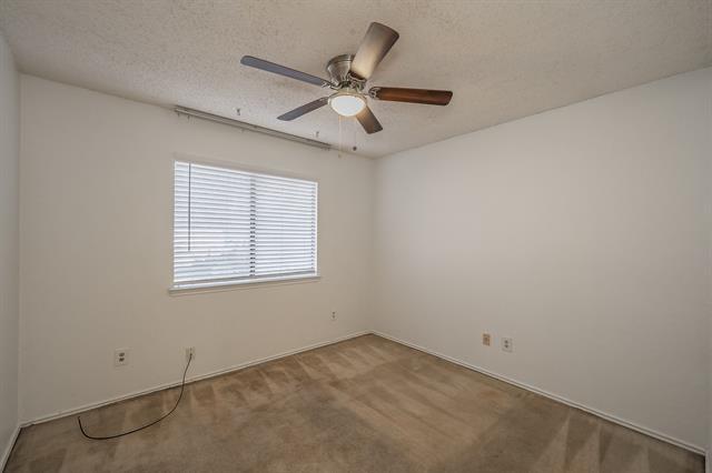 Building Photo - 808 Blessing Creek Dr