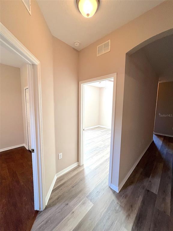 Building Photo - 7 Zither Ct