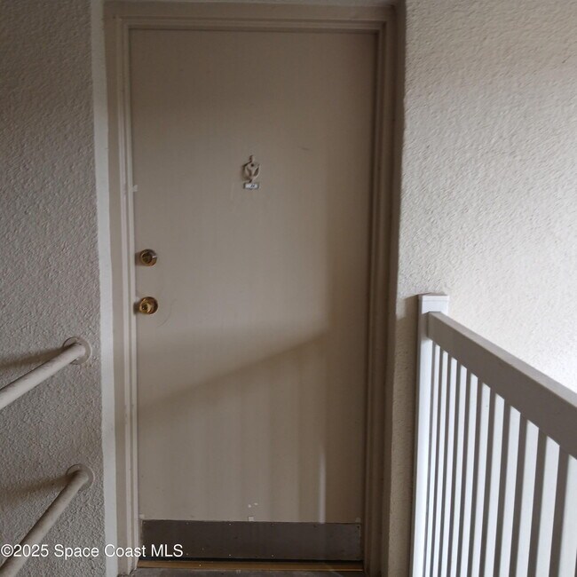 Building Photo - 250 N Banana River Dr