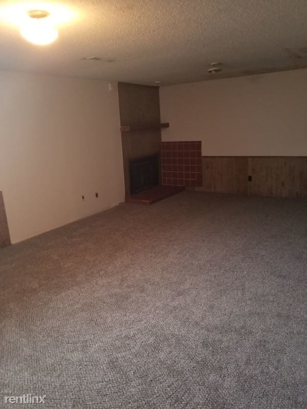 Building Photo - 3 br, 2 bath Townhome - 3139 BUNKERHILL