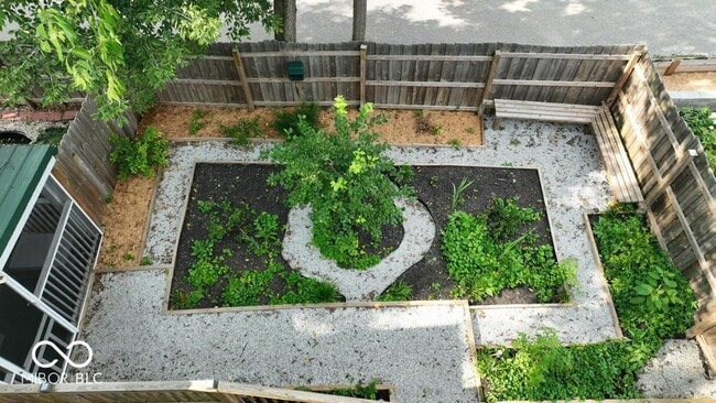 Building Photo - 2600 S Bryan St