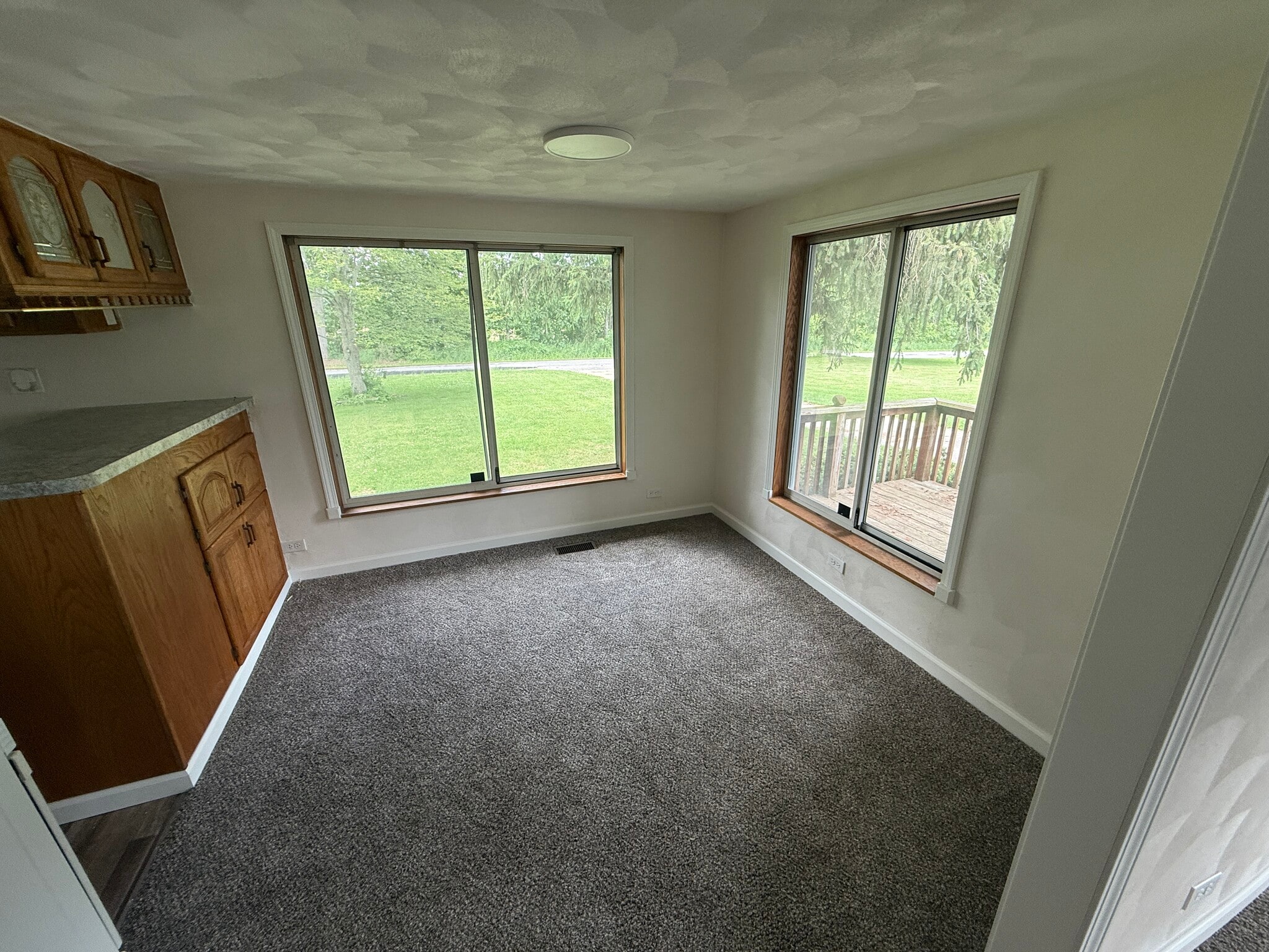 Building Photo - 16664 J Dr S
