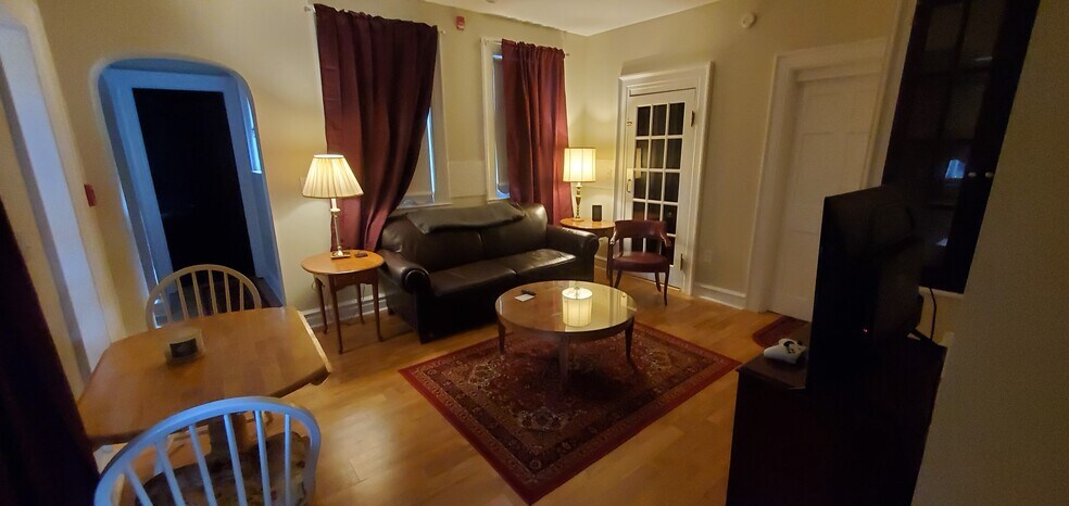 Dining /TV Room - 520 Madison Ave