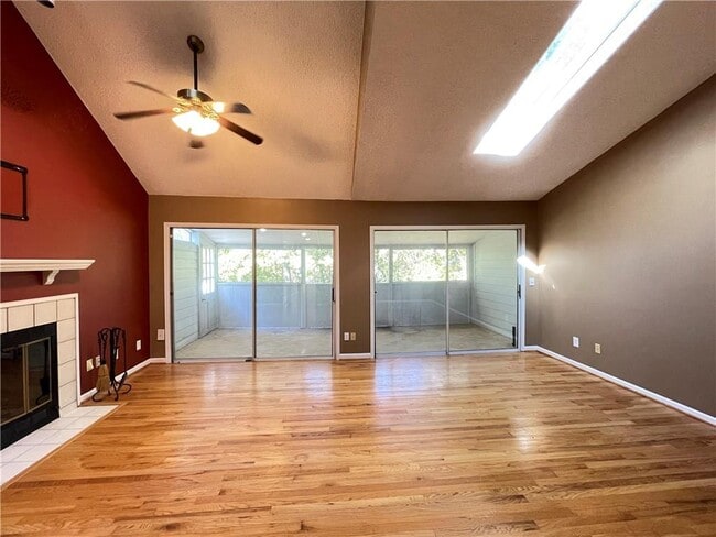 Building Photo - 3502 Tradewinds Dr