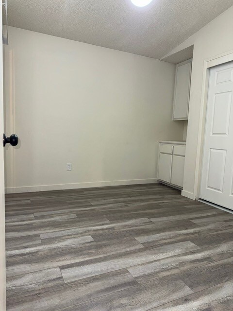 Building Photo - 5905 Fairfax Rd