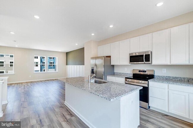 Building Photo - 64 Bigler Rd
