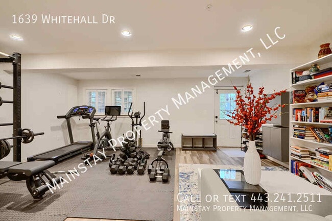 Building Photo - 1639 Whitehall Dr