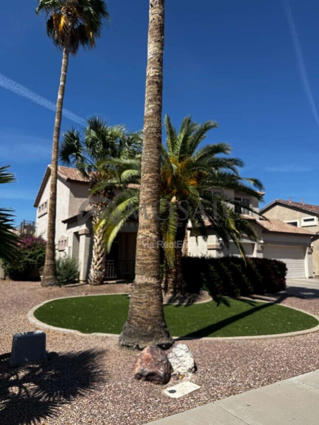 Building Photo - 3356 E Mayberry Ave