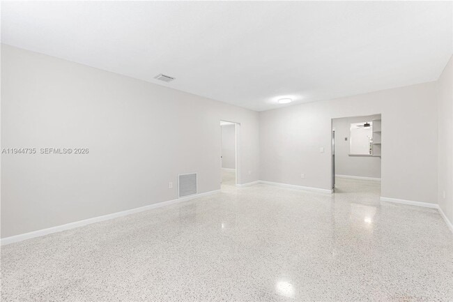 Building Photo - 3855 SW 87th Pl