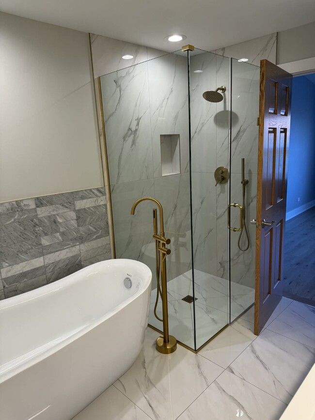 Building Photo - 2635 Loren Ln