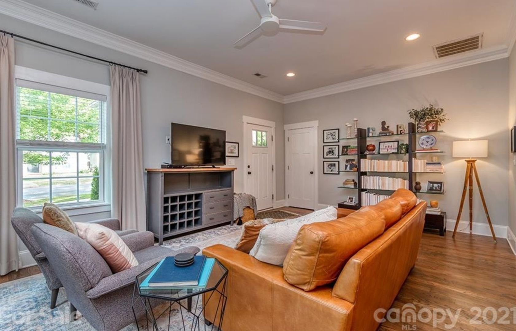 Building Photo - 1832 Pegram St