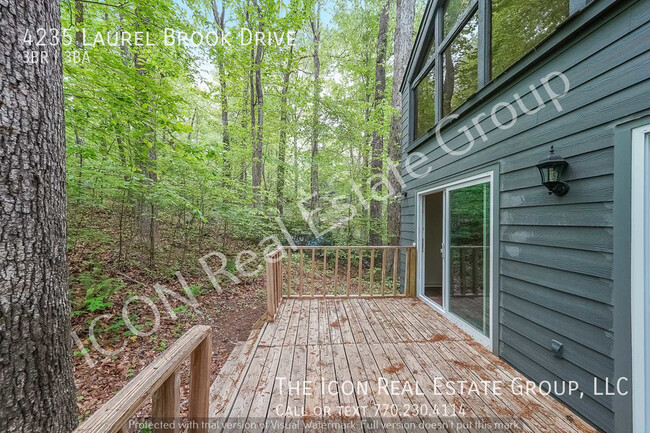 Building Photo - 4235 Laurel Brook Dr