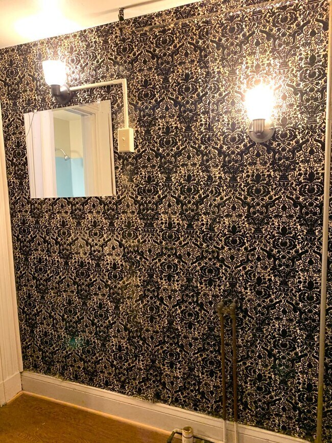 Building Photo - 135 S 2nd St