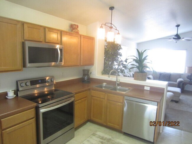 Building Photo - 7713 S Precious Opal Dr