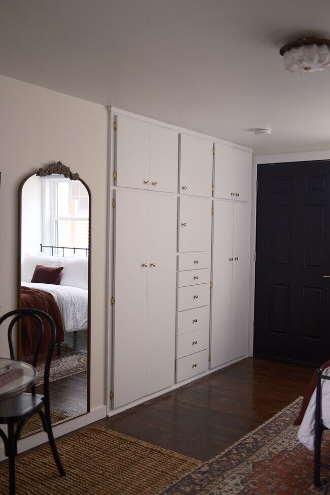 Building Photo - 179 W Wilson St