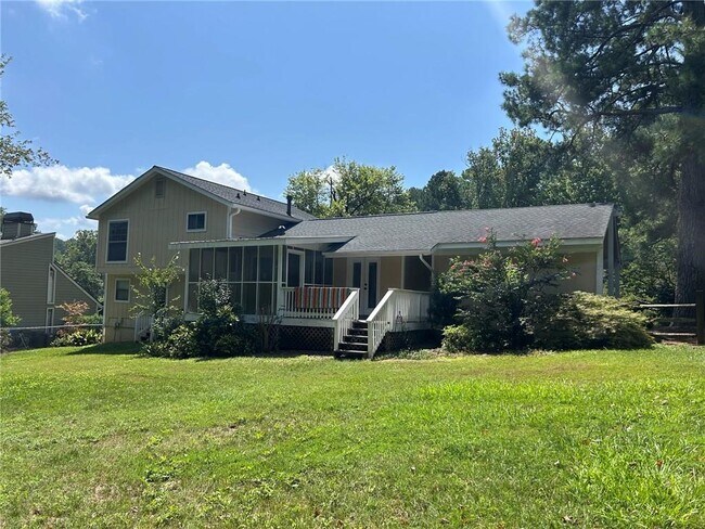Building Photo - 9775 Loblolly Ln