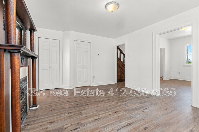 Building Photo - 1043 Mt Oliver St