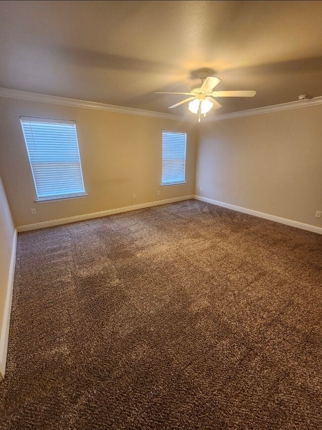 Building Photo - 3 bed 2 bath 2 car garage in Lone Star Trails!