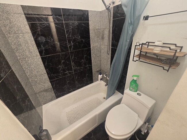 Primary Photo - Available for Move In Mid- November!